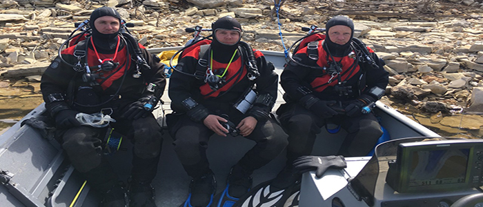 Two Diver in Boat