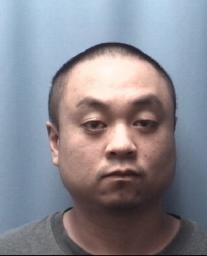 Young Trung Le 