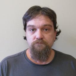 Dennis Robert Neeson 